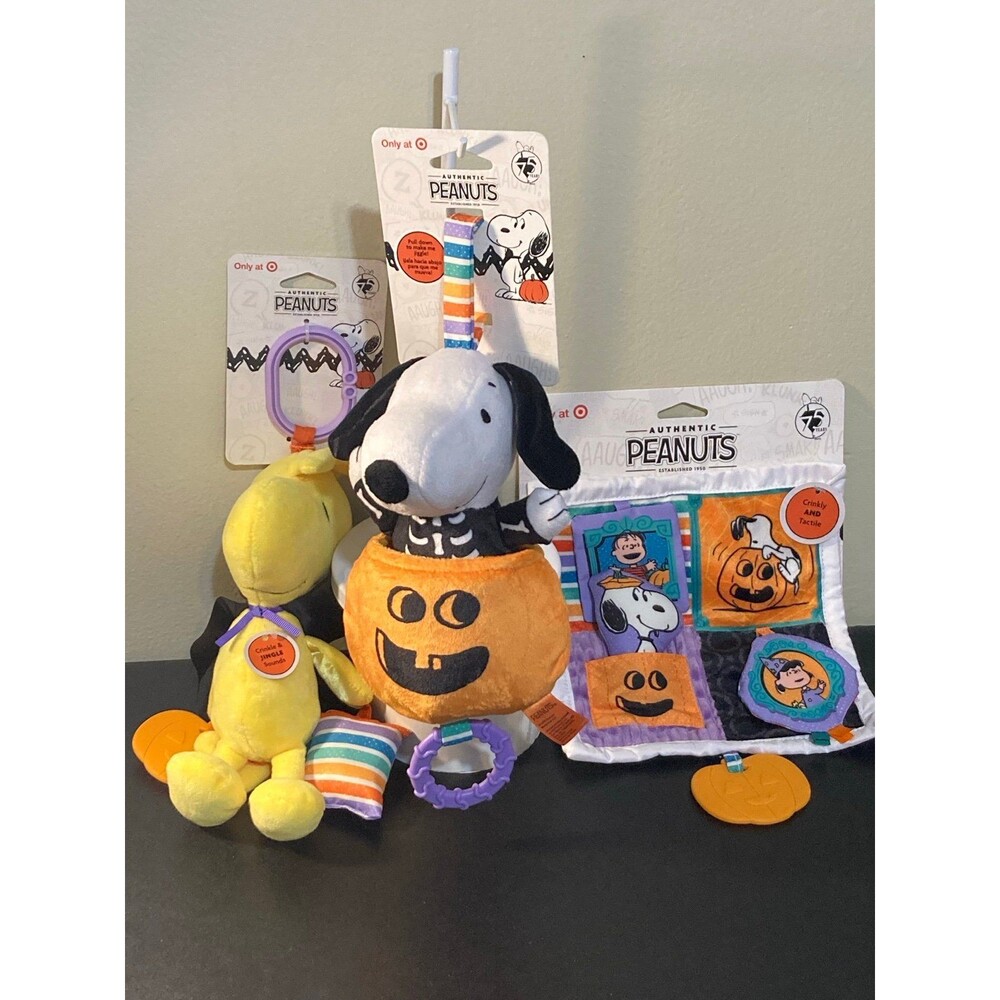 Peanuts Snoopy Woodstock baby Halloween toys